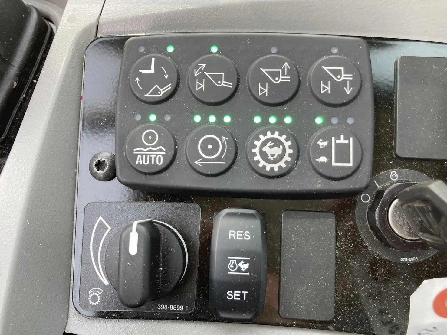 車検:令和8年11月29日 令和4年 キャタピラー 910 汎用タイヤショベル アワー:350h 距離:1,660㎞ バケット付きの画像30