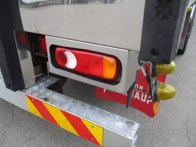 平成30年05月中古大型冷凍バン・ウィング日産UDクオンの画像18