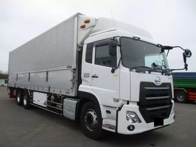 平成30年05月中古大型冷凍バン・ウィング日産UDクオンの画像3