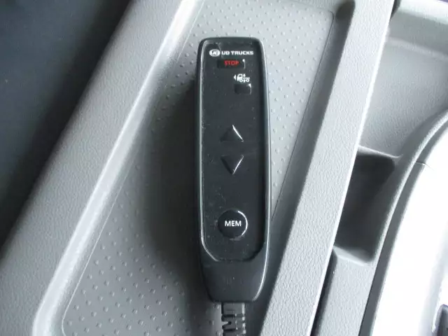 平成30年05月中古大型冷凍バン・ウィング日産UDクオンの画像55