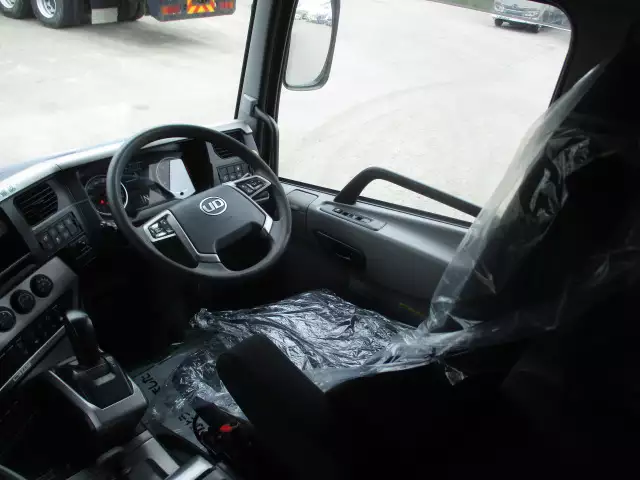 平成30年05月中古大型冷凍バン・ウィング日産UDクオンの画像60