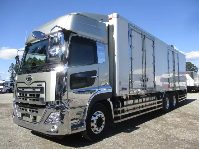 令和02年05月中古大型冷凍バン・ウィング日産UDクオンの画像1