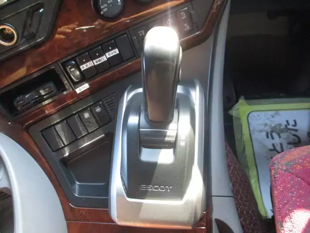 令和02年05月中古大型冷凍バン・ウィング日産UDクオンの画像34