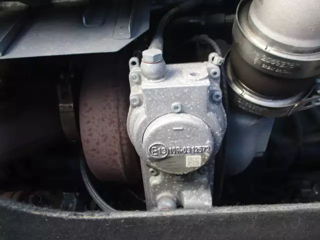 令和02年05月中古大型冷凍バン・ウィング日産UDクオンの画像49