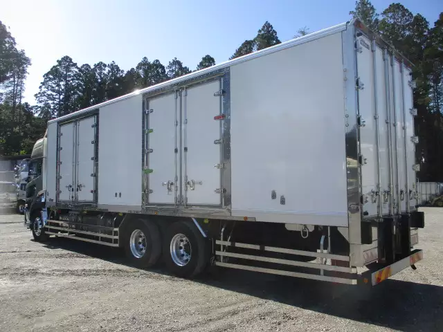 令和02年05月中古大型冷凍バン・ウィング日産UDクオンの画像7