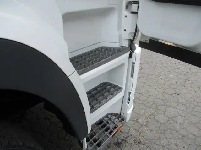 車検令和6年5月! 平成30年 三菱 4軸低床ドライウイング エアサス ハイルーフ AT 積載:13,900kgの画像47