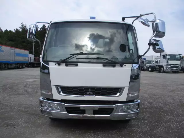 平成27年12月中古増トン三菱ふそうファイターの画像2