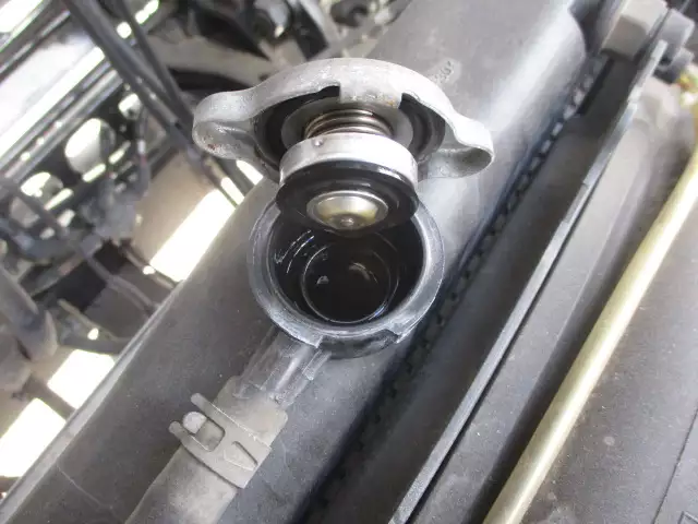 平成27年12月中古増トン三菱ふそうファイターの画像50