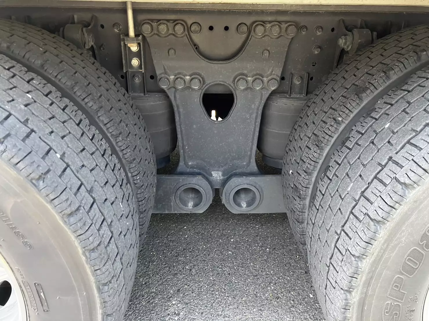 令和01年/平成31年06月中古大型アルミバン・ウィング日野プロフィアの画像2