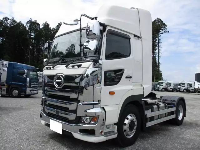 令和03年09月中古大型トラクタヘッド日野プロフィアの画像1