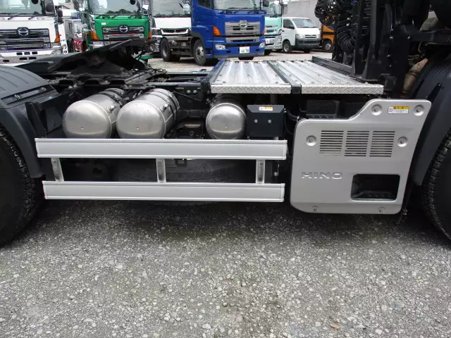 令和03年09月中古大型トラクタヘッド日野プロフィアの画像24