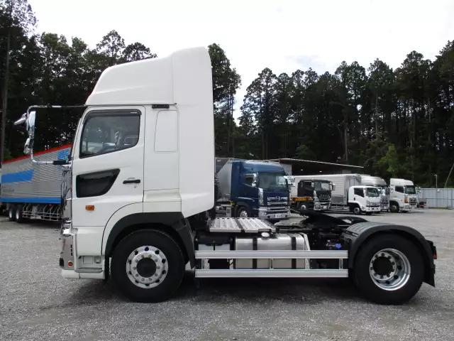 令和03年09月中古大型トラクタヘッド日野プロフィアの画像8