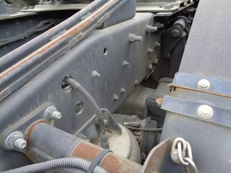 平成28年05月中古大型トラクタヘッド日産UDクオンの画像14