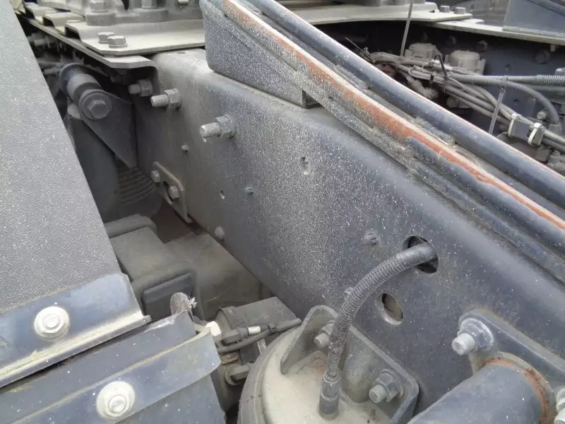 平成28年05月中古大型トラクタヘッド日産UDクオンの画像18