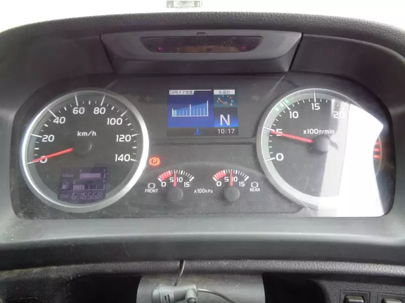 平成29年03月中古大型トラクタヘッド日野プロフィアの画像3