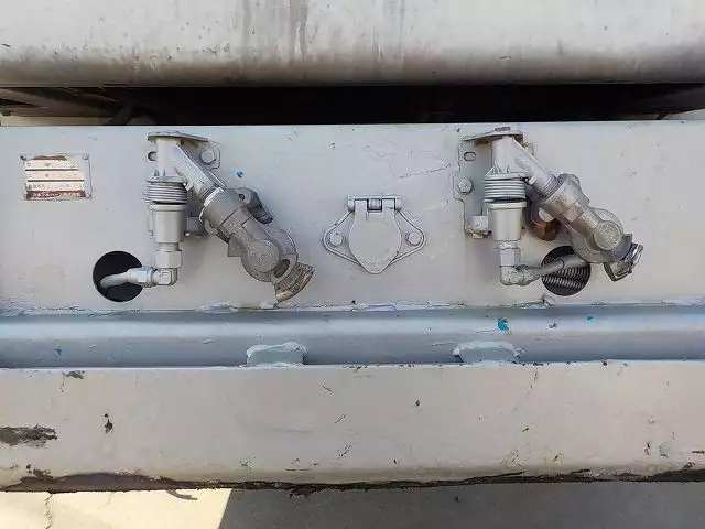 平成07年06月中古その他冷凍トレーラー日本フルハーフフルハーフの画像9