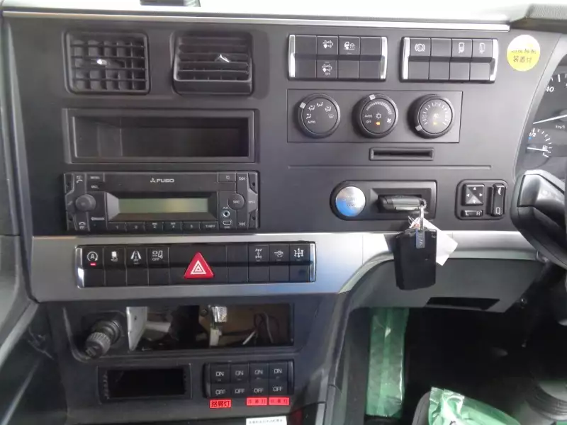 令和01年/平成31年02月中古大型クレーン付三菱ふそうスーパーグレートの画像38