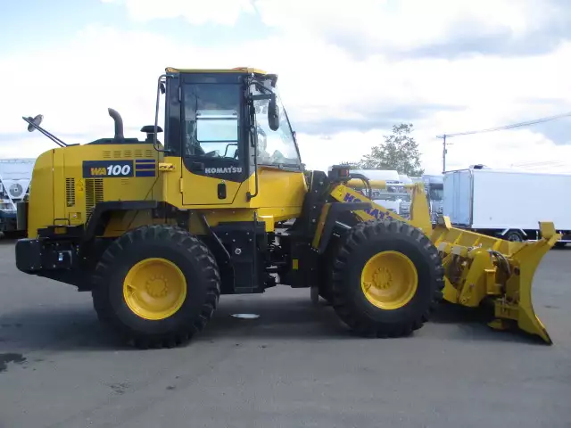 令和04年09月中古大型建設機械・フォークリフトコマツコマツの画像4