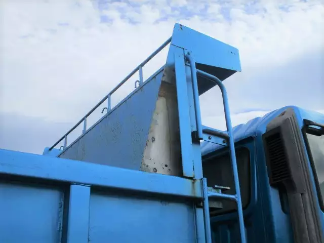 平成13年11月中古大型ダンプ日野プロフィアの画像21