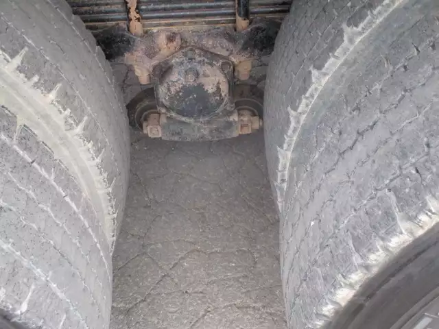 平成13年11月中古大型ダンプ日野プロフィアの画像24