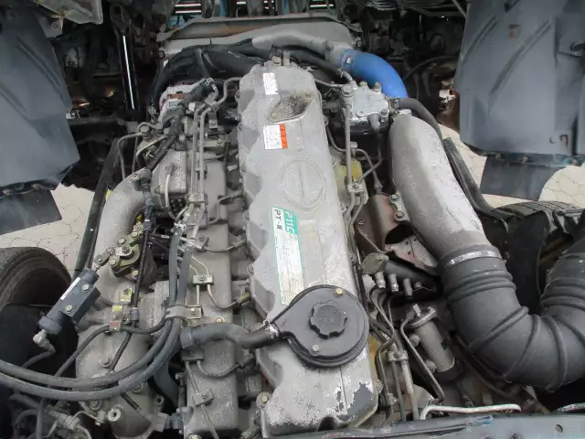 平成13年11月中古大型ダンプ日野プロフィアの画像29