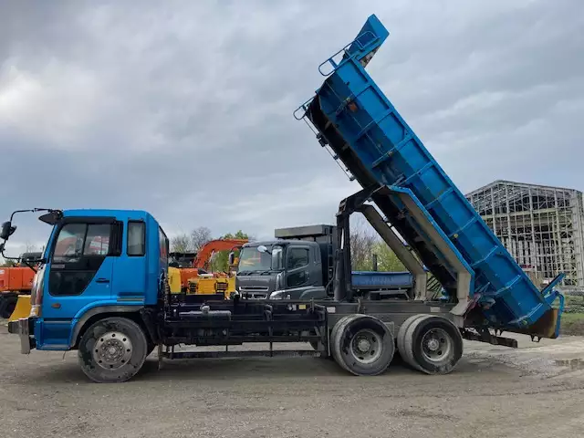 平成13年11月中古大型ダンプ日野プロフィアの画像35