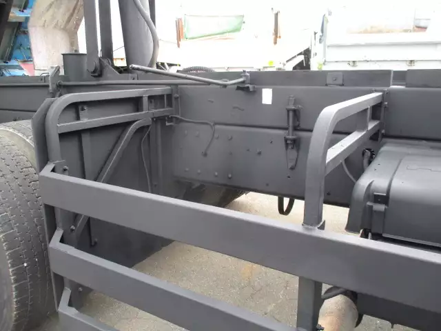 平成13年11月中古大型ダンプ日野プロフィアの画像41