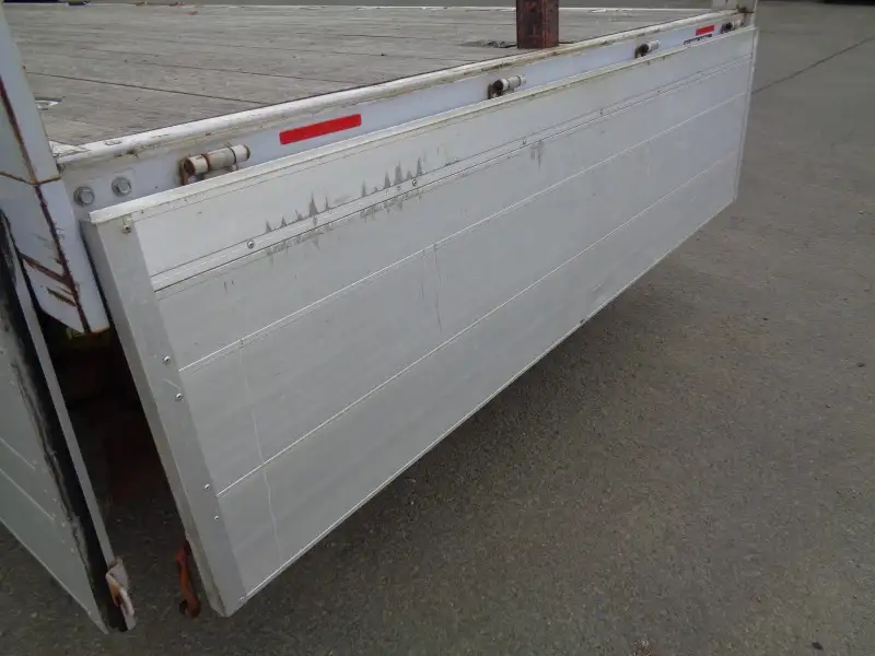 平成26年11月中古中型平ボディ日産UDUDトラックスの画像15