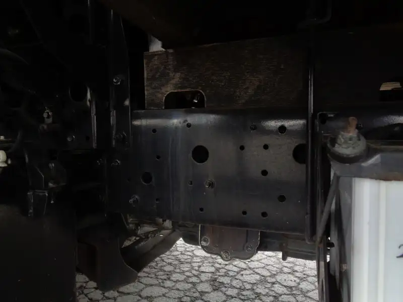 平成26年11月中古中型平ボディ日産UDUDトラックスの画像24