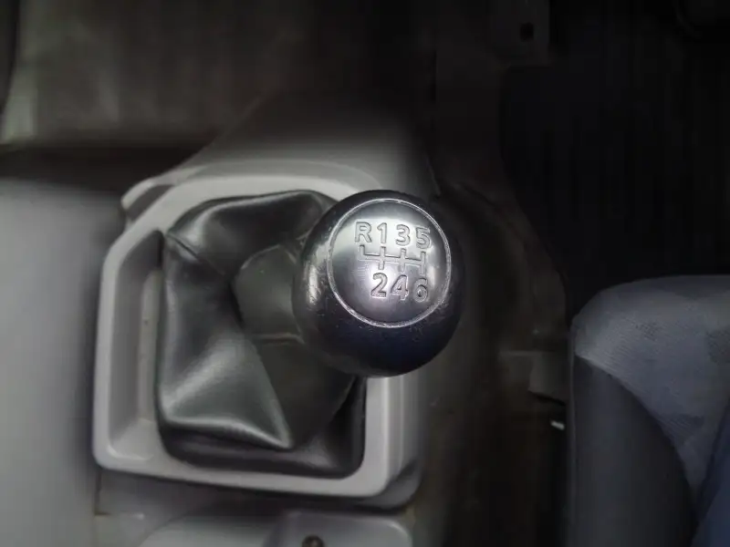 平成26年11月中古中型平ボディ日産UDUDトラックスの画像30