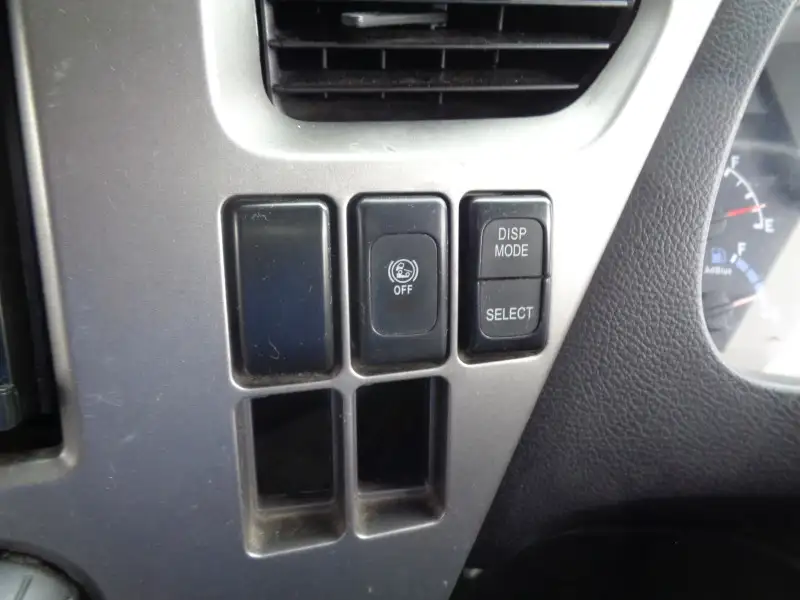 平成26年11月中古中型平ボディ日産UDUDトラックスの画像34