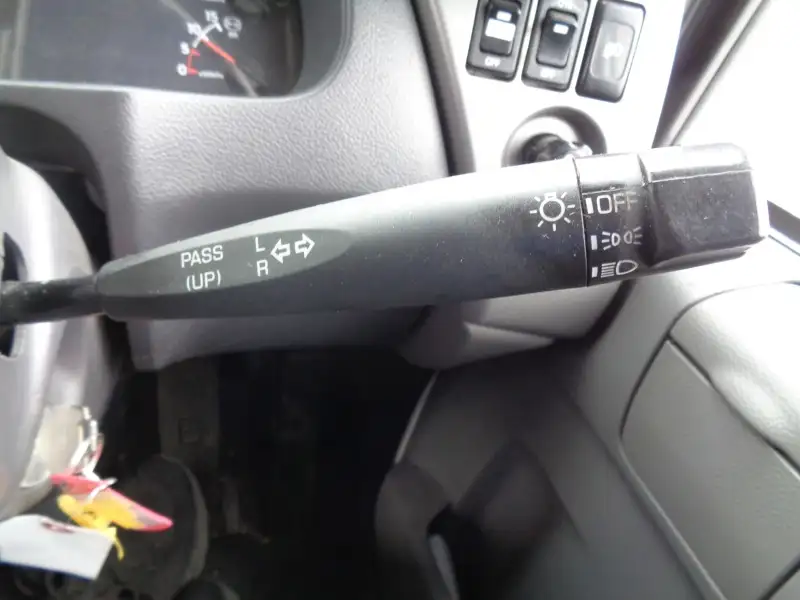 平成26年11月中古中型平ボディ日産UDUDトラックスの画像37