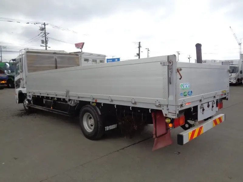 平成26年11月中古中型平ボディ日産UDUDトラックスの画像7