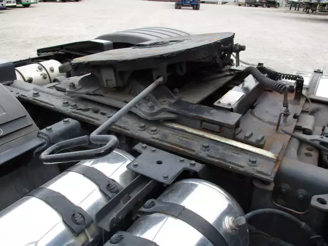 平成30年09月中古大型トラクタヘッド日野プロフィアの画像5