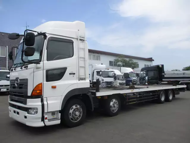 平成22年01月中古大型平ボディ日野プロフィアの画像1