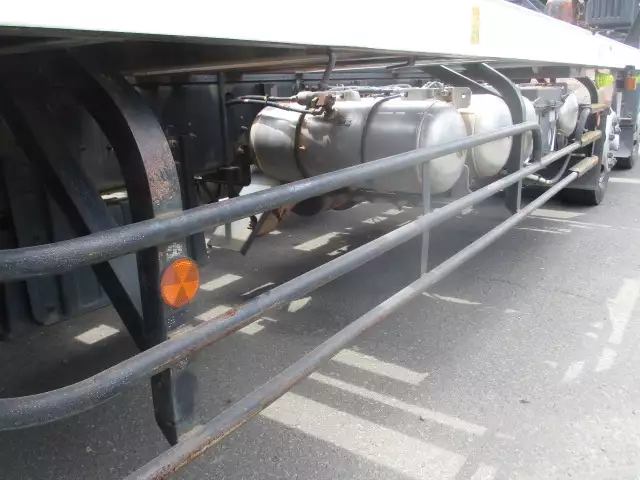 平成22年01月中古大型平ボディ日野プロフィアの画像15