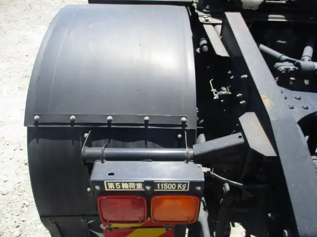 車検付（R8.8）令和4年　三菱ふそう　トラクタヘッド　D尺　460馬力　第五輪荷重：11,500㎏　AT（2ペダル）の画像22