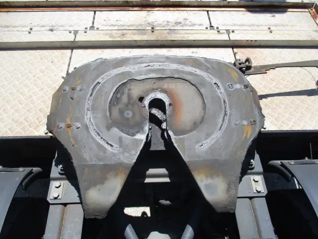 車検付（R8.8）令和4年　三菱ふそう　トラクタヘッド　D尺　460馬力　第五輪荷重：11,500㎏　AT（2ペダル）の画像25