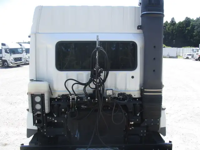 車検付（R8.8）令和4年　三菱ふそう　トラクタヘッド　D尺　460馬力　第五輪荷重：11,500㎏　AT（2ペダル）の画像26