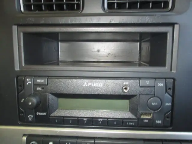 車検付（R8.8）令和4年　三菱ふそう　トラクタヘッド　D尺　460馬力　第五輪荷重：11,500㎏　AT（2ペダル）の画像35