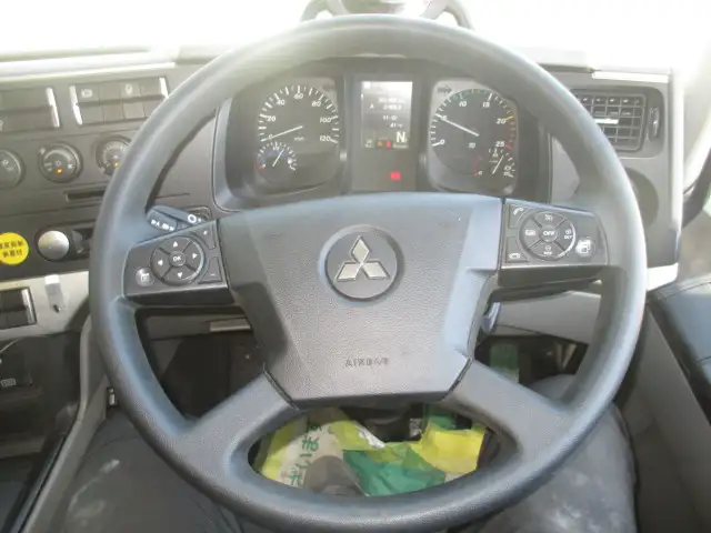 車検付（R8.8）令和4年　三菱ふそう　トラクタヘッド　D尺　460馬力　第五輪荷重：11,500㎏　AT（2ペダル）の画像38