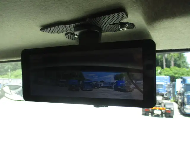 車検付（R8.8）令和4年　三菱ふそう　トラクタヘッド　D尺　460馬力　第五輪荷重：11,500㎏　AT（2ペダル）の画像43