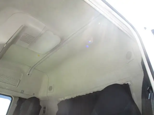 車検付（R8.8）令和4年　三菱ふそう　トラクタヘッド　D尺　460馬力　第五輪荷重：11,500㎏　AT（2ペダル）の画像47