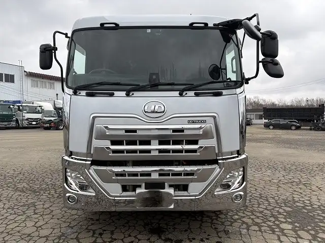 ☆車検付き(R7.10.16)☆ 令和1年 UD 大型極東製ダンプ カスタム 420馬力 電動コボレーン H/L6速 積載:8,600㎏ 距離:19.7万㎞の画像2