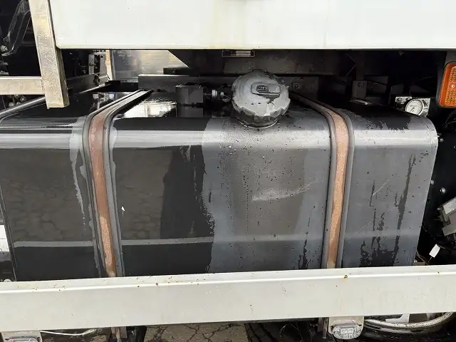 ☆車検付き(R7.10.16)☆ 令和1年 UD 大型極東製ダンプ カスタム 420馬力 電動コボレーン H/L6速 積載:8,600㎏ 距離:19.7万㎞の画像11