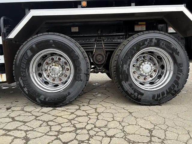 ☆車検付き(R7.10.16)☆ 令和1年 UD 大型極東製ダンプ カスタム 420馬力 電動コボレーン H/L6速 積載:8,600㎏ 距離:19.7万㎞の画像13