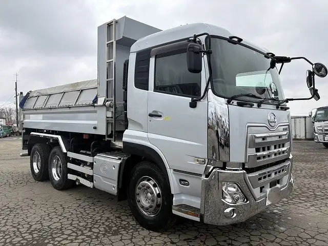 ☆車検付き(R7.10.16)☆ 令和1年 UD 大型極東製ダンプ カスタム 420馬力 電動コボレーン H/L6速 積載:8,600㎏ 距離:19.7万㎞の画像3