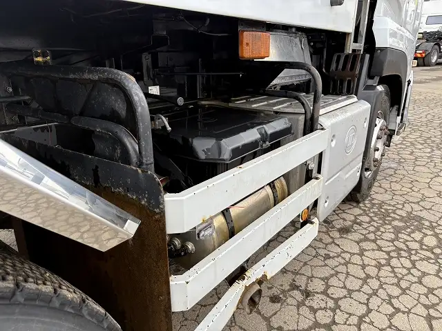 ☆車検付き(R7.10.16)☆ 令和1年 UD 大型極東製ダンプ カスタム 420馬力 電動コボレーン H/L6速 積載:8,600㎏ 距離:19.7万㎞の画像24