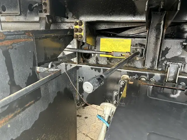 ☆車検付き(R7.10.16)☆ 令和1年 UD 大型極東製ダンプ カスタム 420馬力 電動コボレーン H/L6速 積載:8,600㎏ 距離:19.7万㎞の画像25