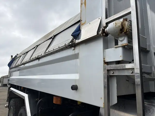 ☆車検付き(R7.10.16)☆ 令和1年 UD 大型極東製ダンプ カスタム 420馬力 電動コボレーン H/L6速 積載:8,600㎏ 距離:19.7万㎞の画像26